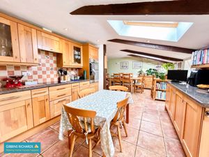 Kitchen/Breakfast Room- click for photo gallery